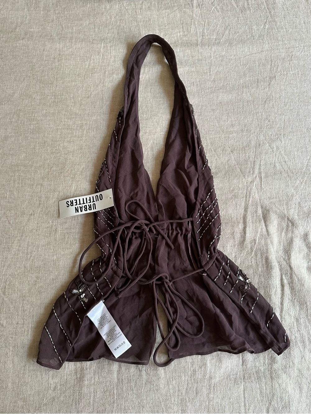 NWT Urban Outfitters Carmellia Embellished Split-Front Flyaway Halter Top Size L - Picture 4 of 7